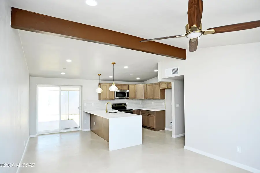 1055 W King, Tucson, AZ 85705 - #3