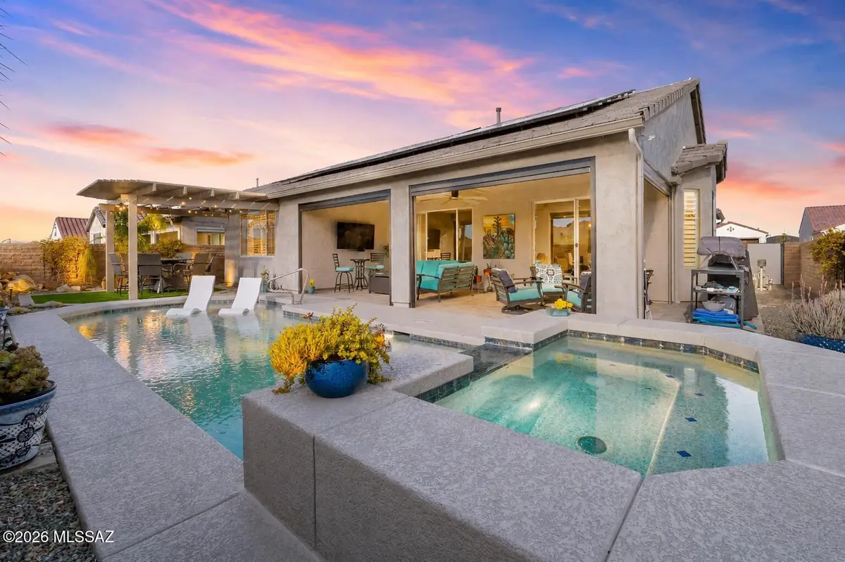 1438 E Golden Rock, Green Valley, AZ 85614 - #1