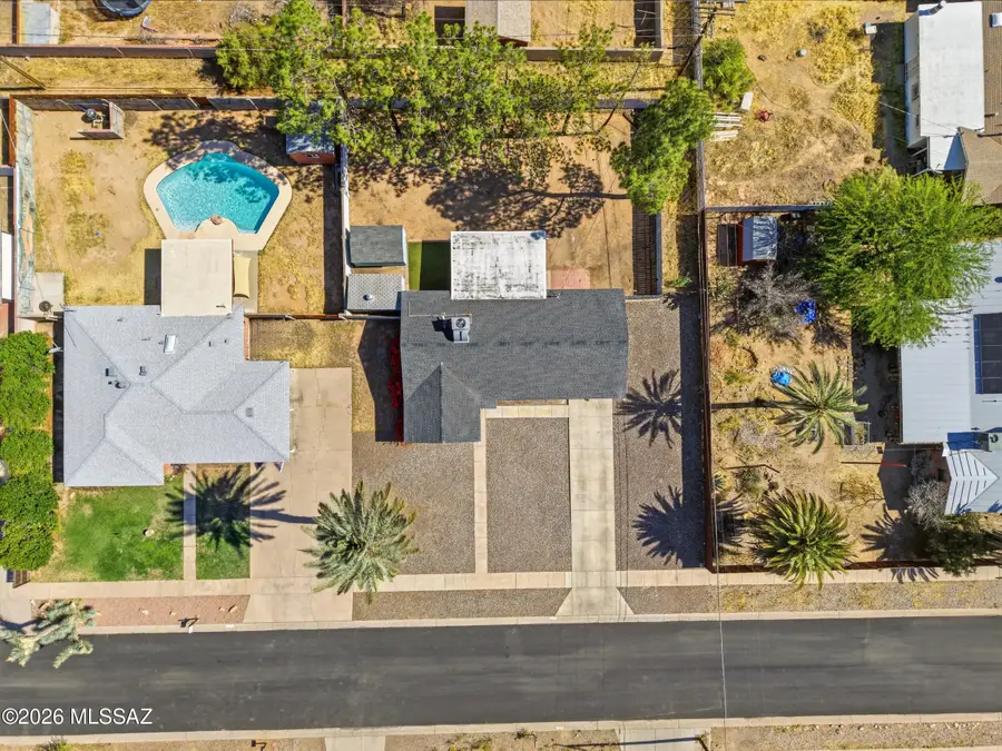 4738 E Bellevue, Tucson, AZ 85712 - #3