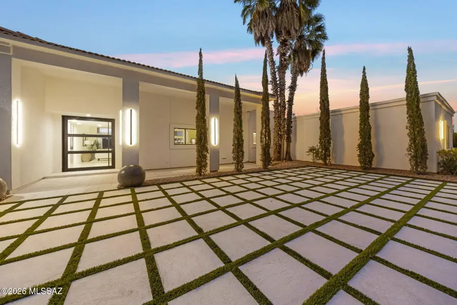295 W Valle Del Oro, Oro Valley, AZ 85737 - #3
