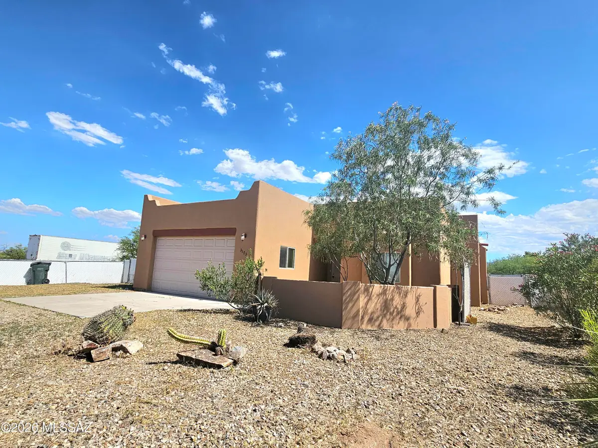 3173 W Green Park, Benson, AZ 85602 - #1