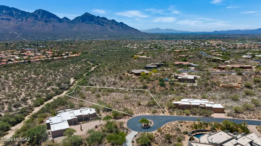 531 W Silhouette Ridge, Oro Valley, AZ 85755 - #2