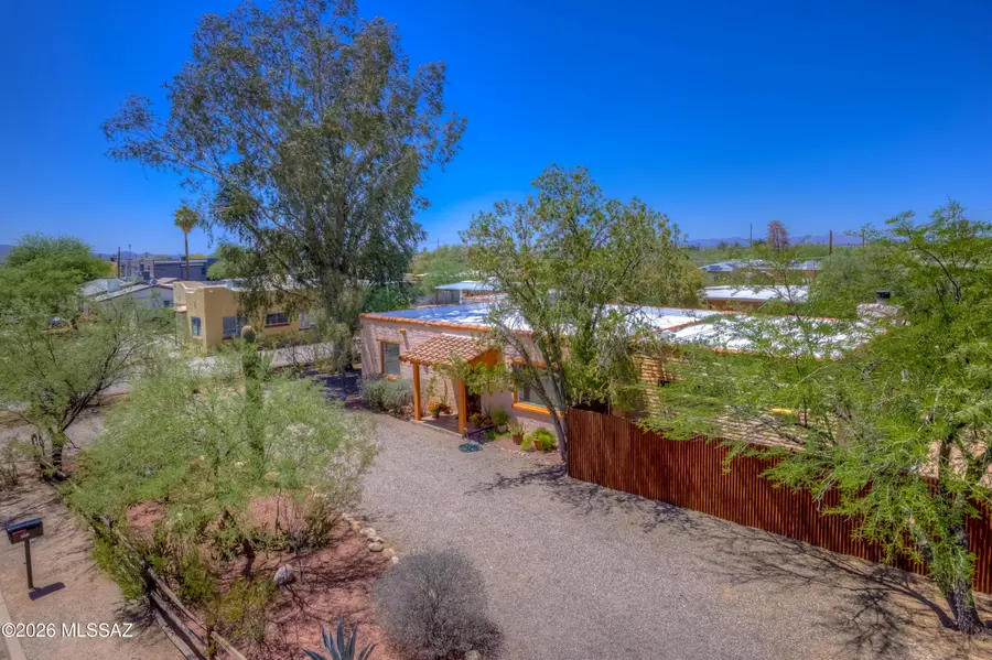 1037 E Blacklidge, Tucson, AZ 85719 - #2