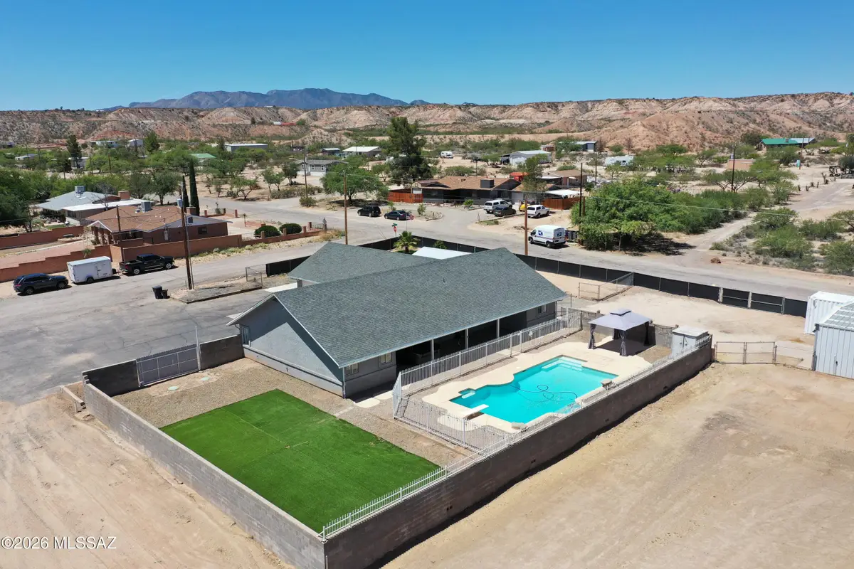 986 W Coffee, Benson, AZ 85602 - #1