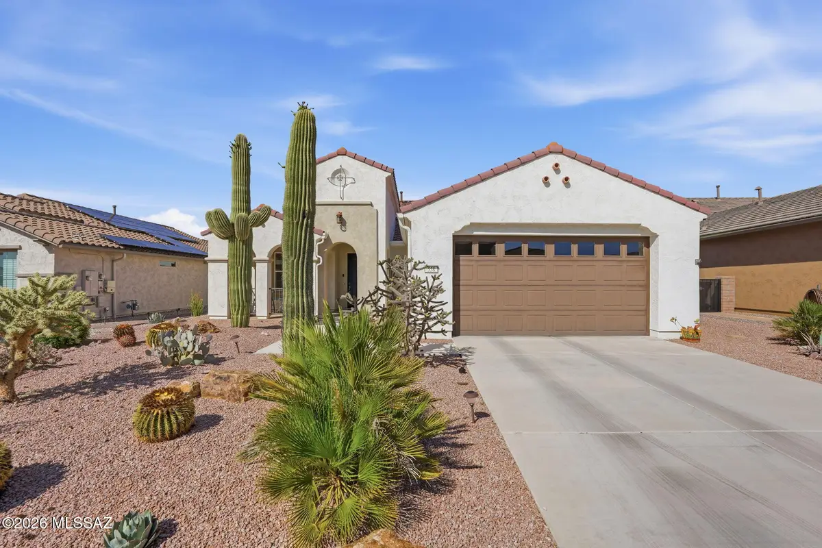 558 N Sonoma Vista, Green Valley, AZ 85614 - #1