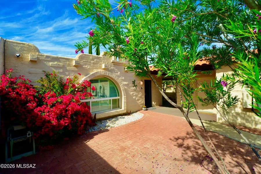 760 W Crculo Napa, Green Valley, AZ 85614 - #3