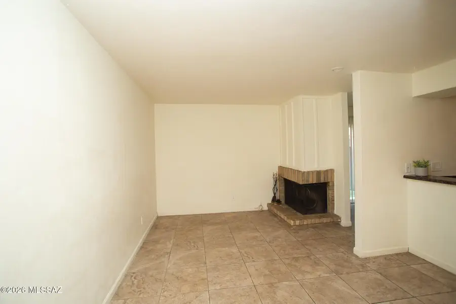 1600 N Wilmot, Tucson, AZ 85712 - #3