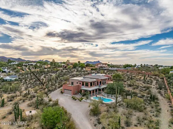 4560 N Via Sinuosa, Tucson, AZ 85745
