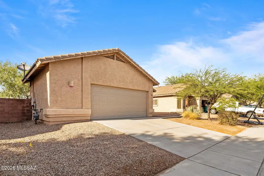 11856 W Fontenelle, Marana, AZ 85653 - #3