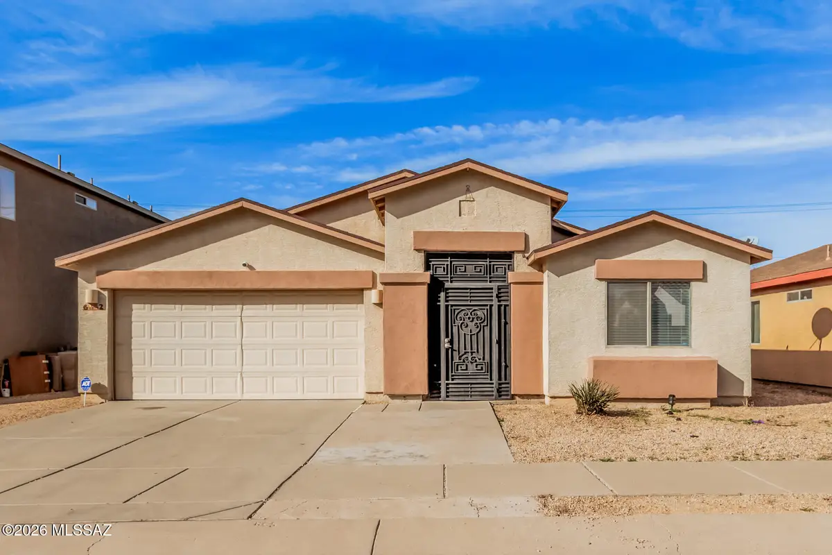 6662 S Avenida Santa Carolina, Tucson, AZ 85756 - #1