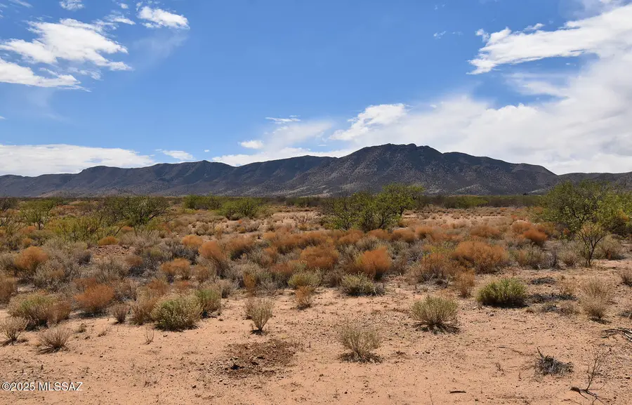 2.16 Acres S Middlemarch, Pearce, AZ 85625 - #2