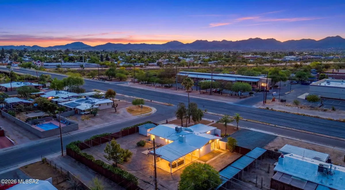 4936 N La Caada, Tucson, AZ 85704 - #1