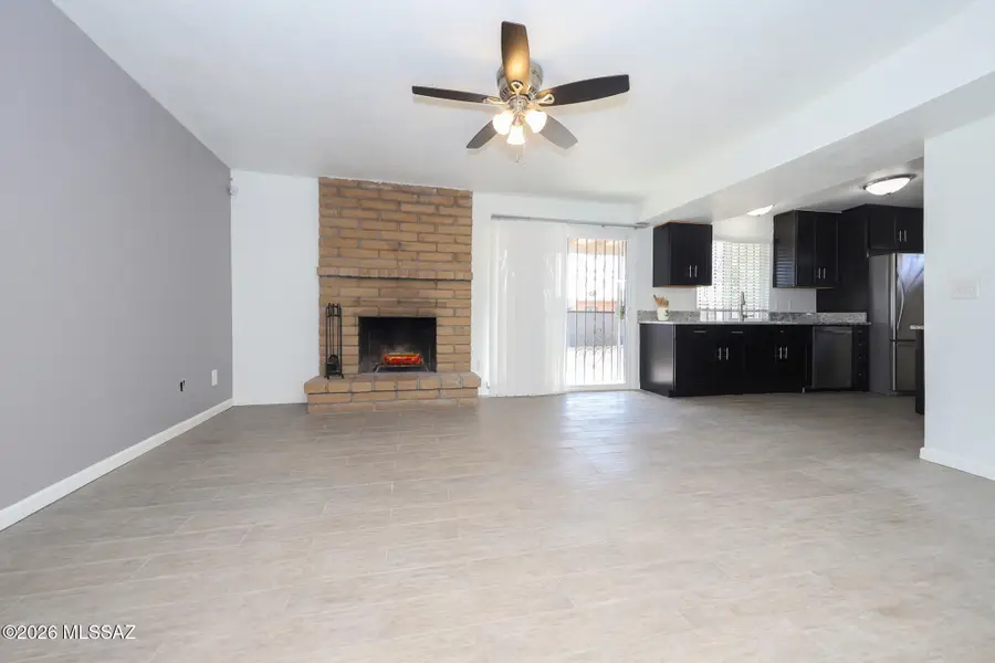 2327 E Honeysuckle, Tucson, AZ 85706 - #2