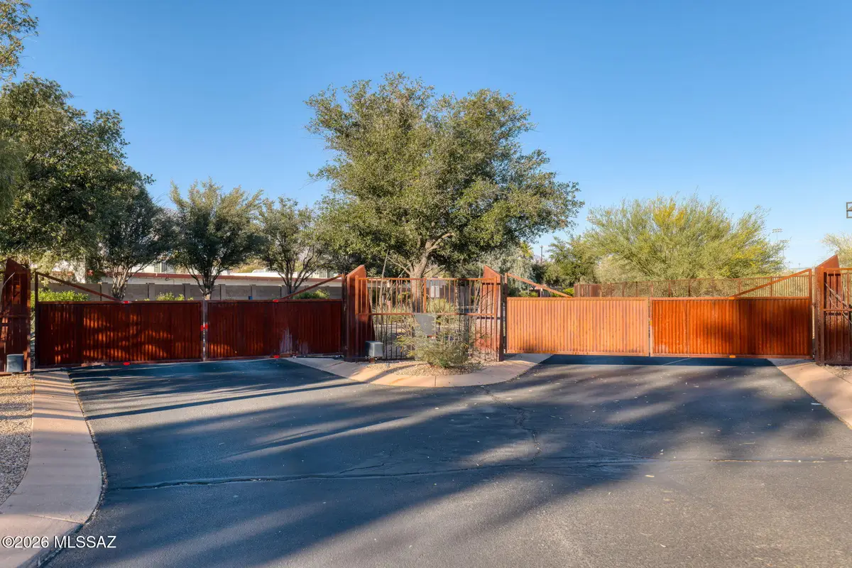 263 E Croydon Park, Tucson, AZ 85704 - #1