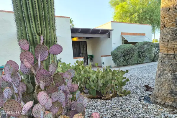 982 N Camino Las Solanas, Tucson, AZ 85710