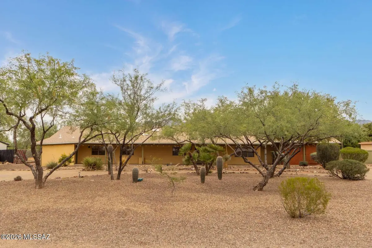 4537 E San Carlos, Tucson, AZ 85712 - #1