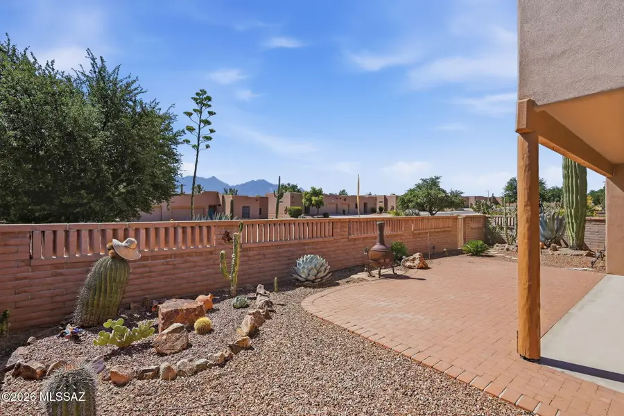 3617 S Paseo De Los Nardos, Green Valley, AZ 85614 - #2