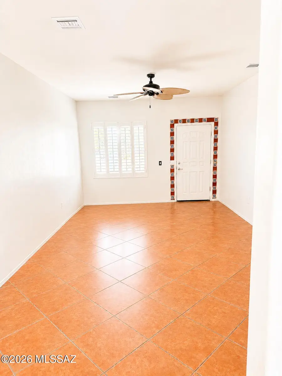 965 W Via Del Placio, Green Valley, AZ 85614 - #2