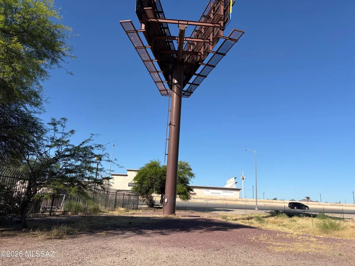 152 W 40, South Tucson, AZ 85713 - #1