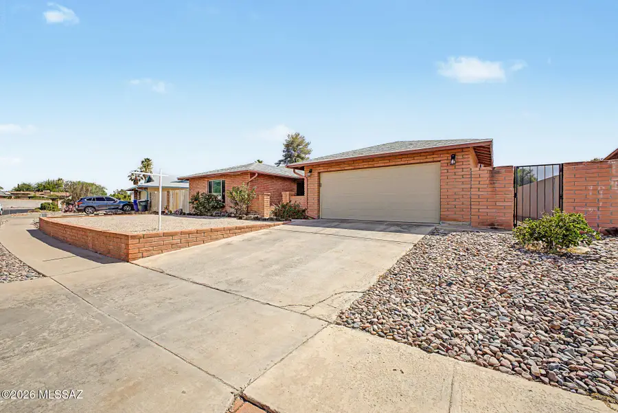 1634 S Olympic Club, Tucson, AZ 85710 - #2