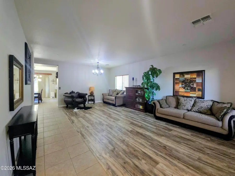 107 W Calle Bayeta, Sahuarita, AZ 85629 - #2