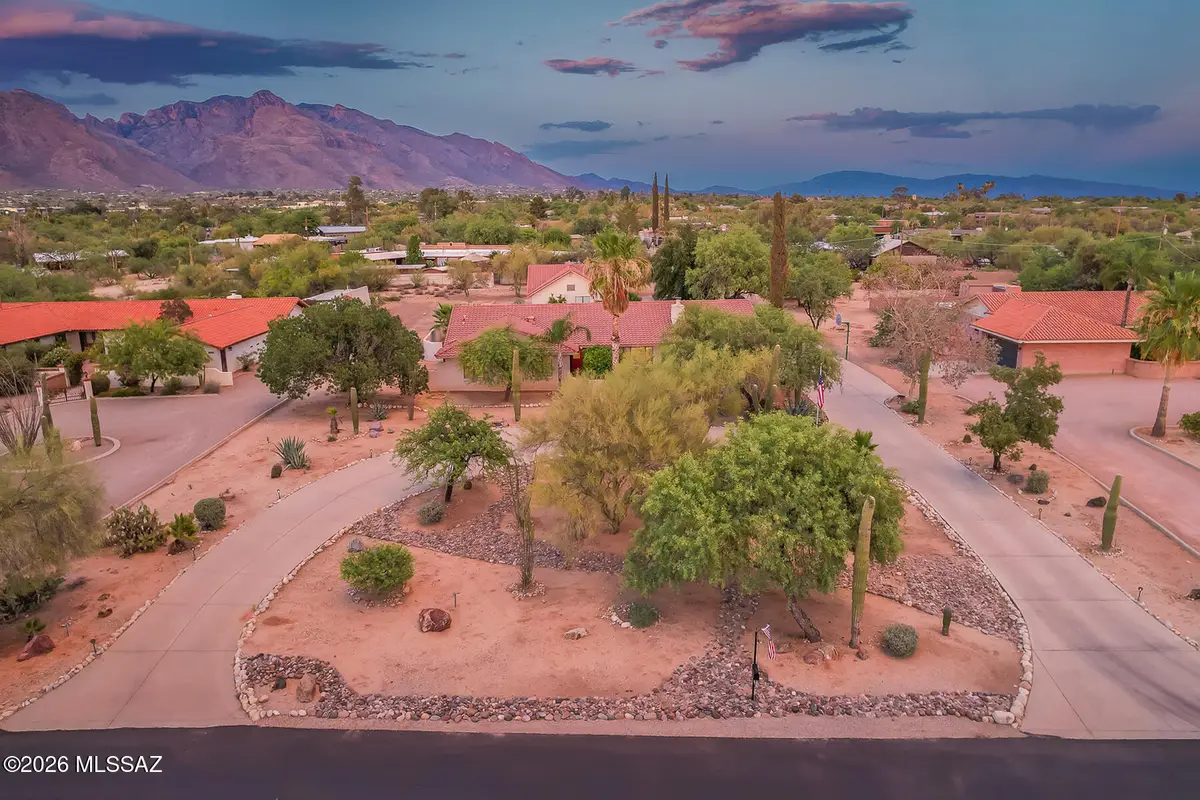 6990 N Paloma, Tucson, AZ 85704 - #1