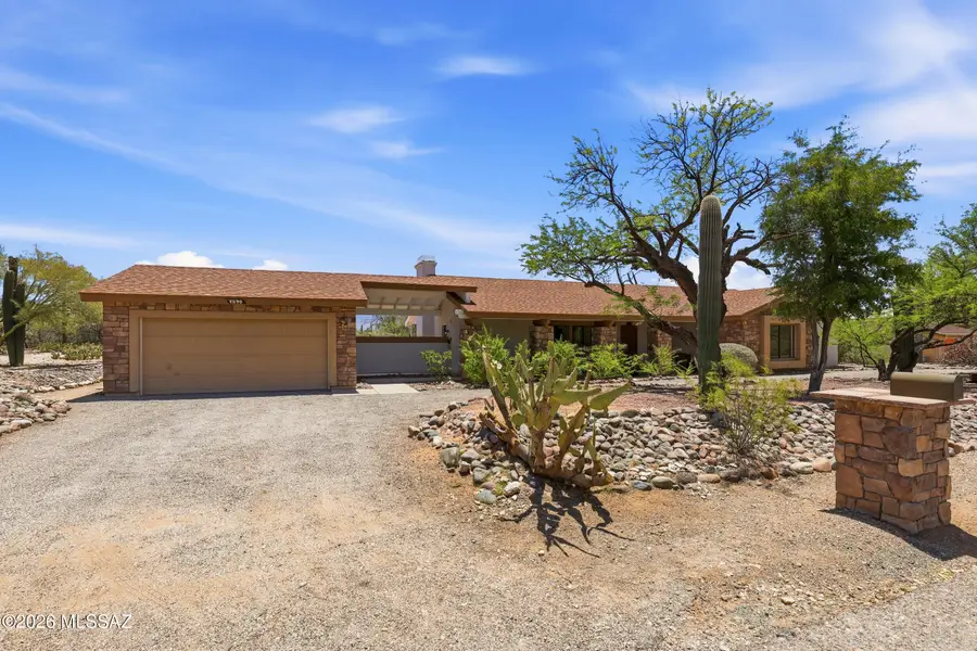 4690 N Shinumo, Tucson, AZ 85749 - #2