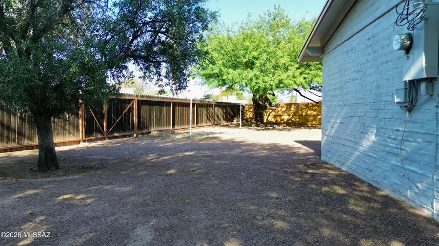 3744 E 27th, Tucson, AZ 85713 - #3