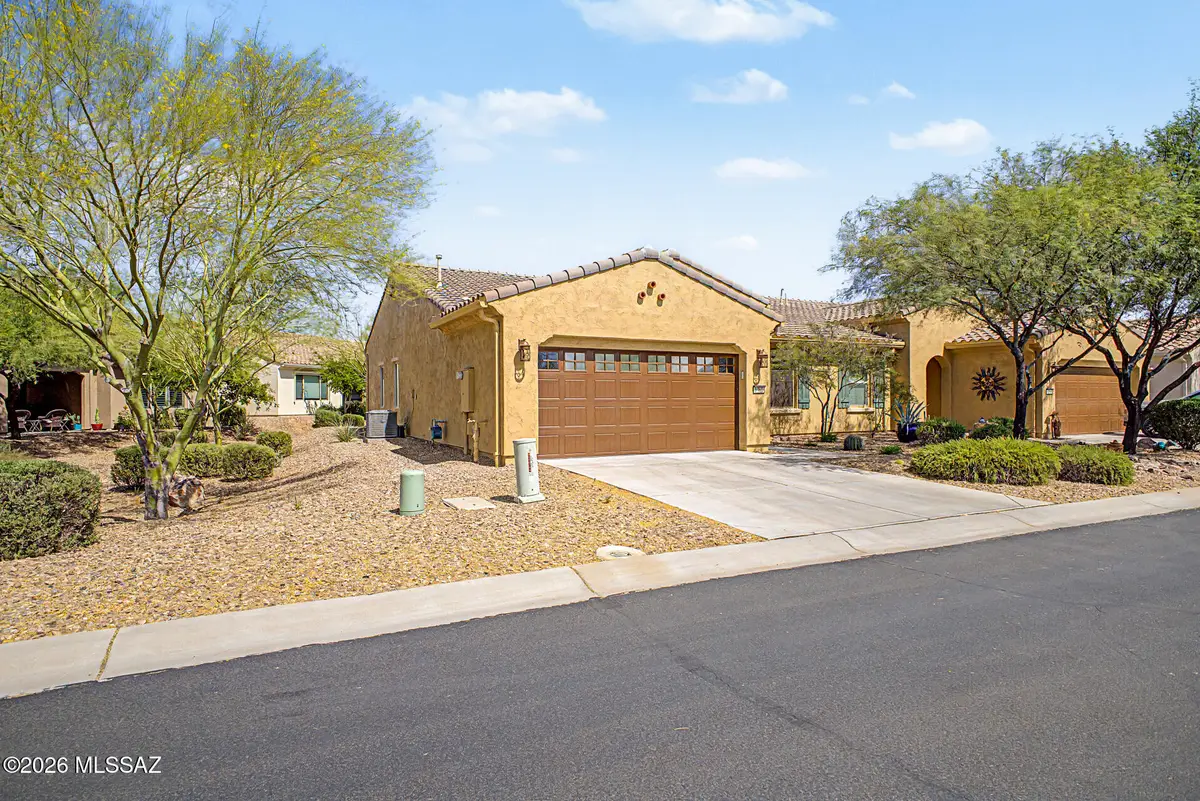 1762 E Burning Hill, Green Valley, AZ 85614 - #1