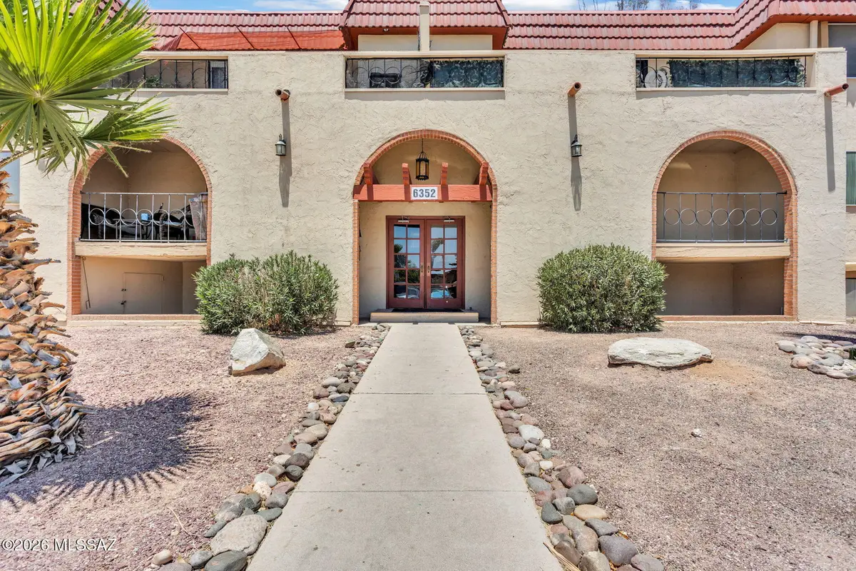 6352 N Barcelona, Tucson, AZ 85704 - #1