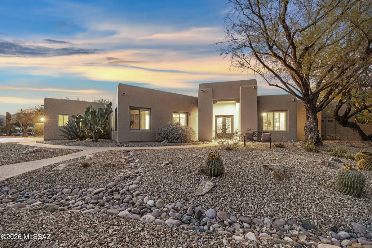 5170/5184 N Sabino Hills, Tucson, AZ 85749 - #1