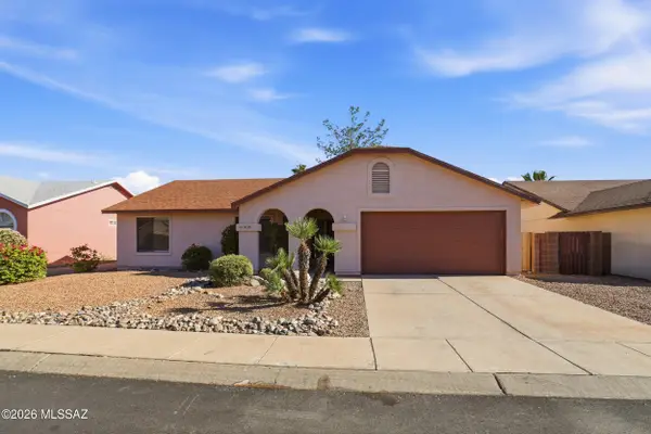 10125 E Domenic, Tucson, AZ 85730