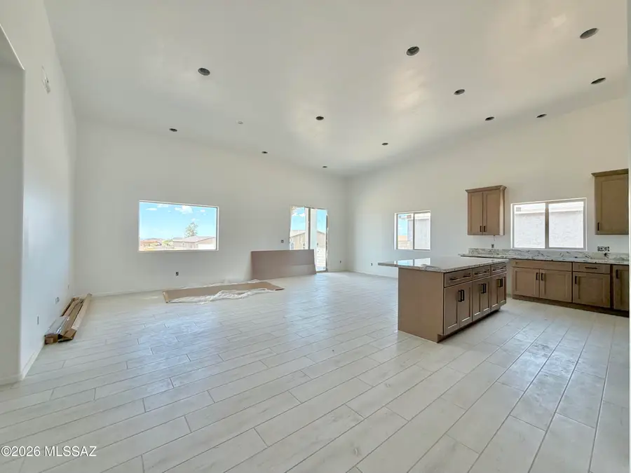 208 S Atlanta, Vail, AZ 85641 - #2