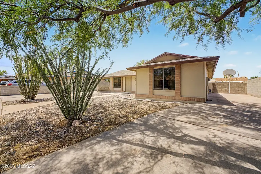 2520 W Vereda Felicidad, Tucson, AZ 85746 - #3