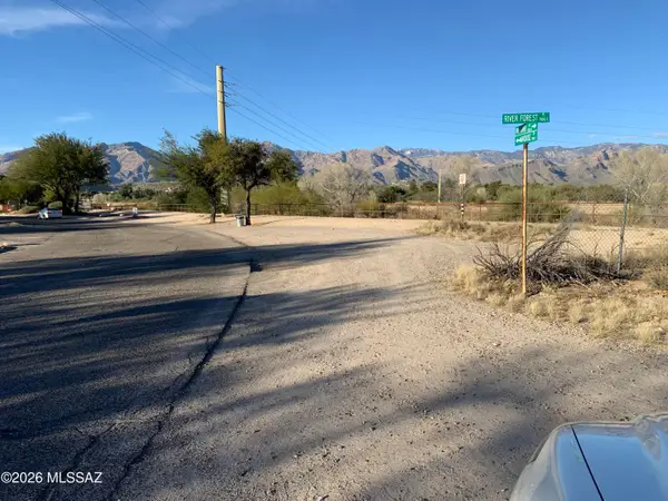7748 E River Forest, Tucson, AZ 85715