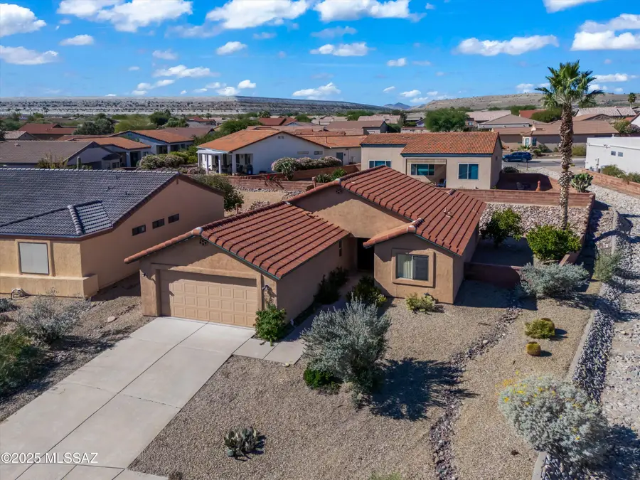 287 N Va La Castellana, Green Valley, AZ 85614 - #2