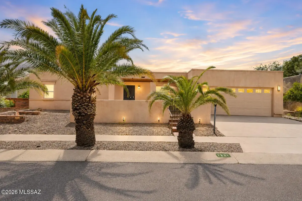 1221 N Avenida Canon Del Cajon, Green Valley, AZ 85614 - #1