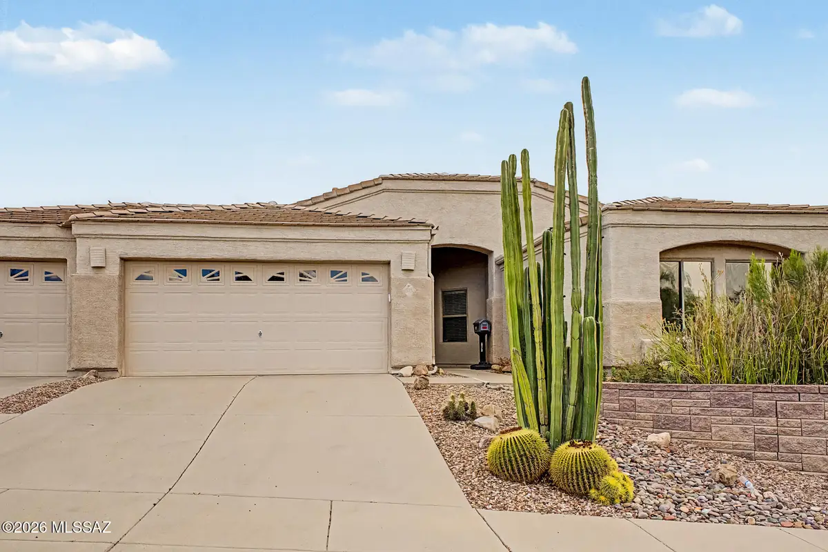 573 W Silvertip, Oro Valley, AZ 85737 - #1