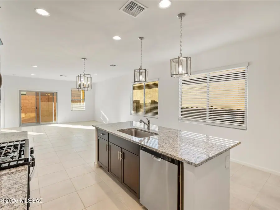 5169 W Gainer Ridge, Tucson, AZ 85757 - #3