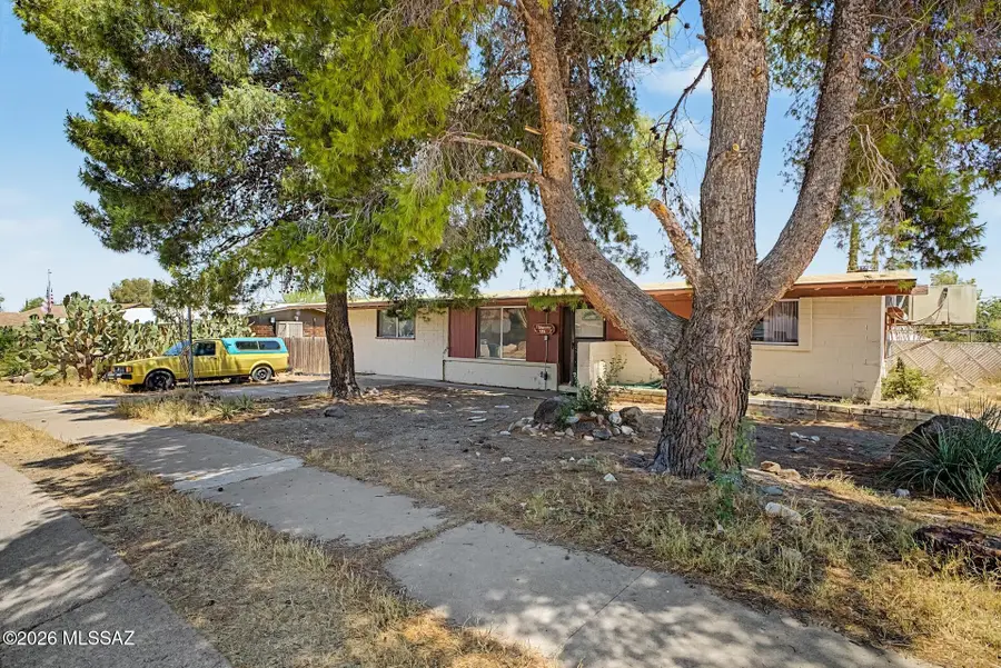 128 W William Carey, Corona De Tucson, AZ 85641 - #2
