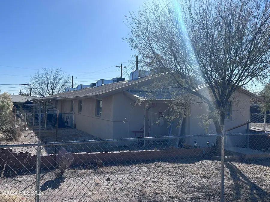 172 N Shady, Benson, AZ 85602 - #2