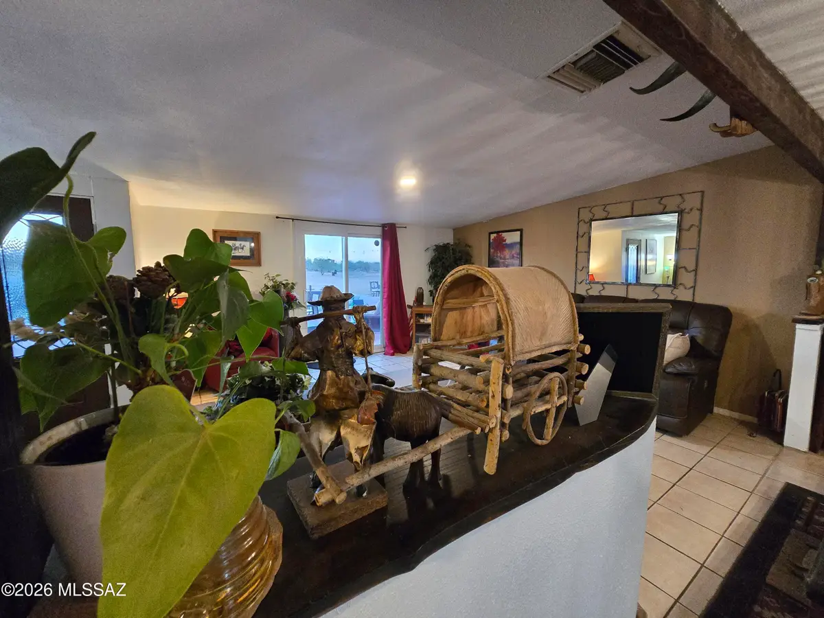 6620 W Bucking Horse, Sahuarita, AZ 85629 - #1