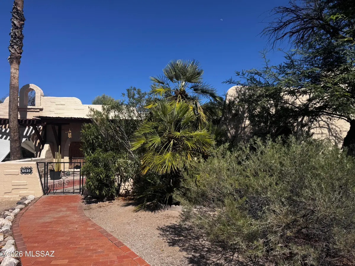 5030 N Pueblo Villas, Tucson, AZ 85704 - #1
