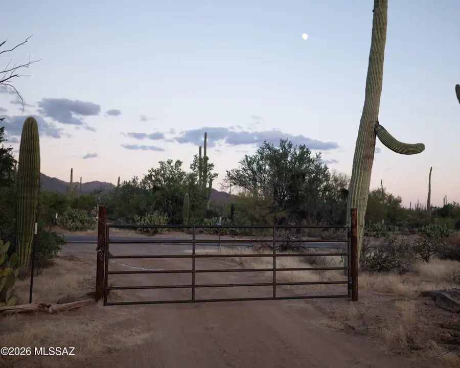 2831 N Sandario, Tucson, AZ 85743 - #3