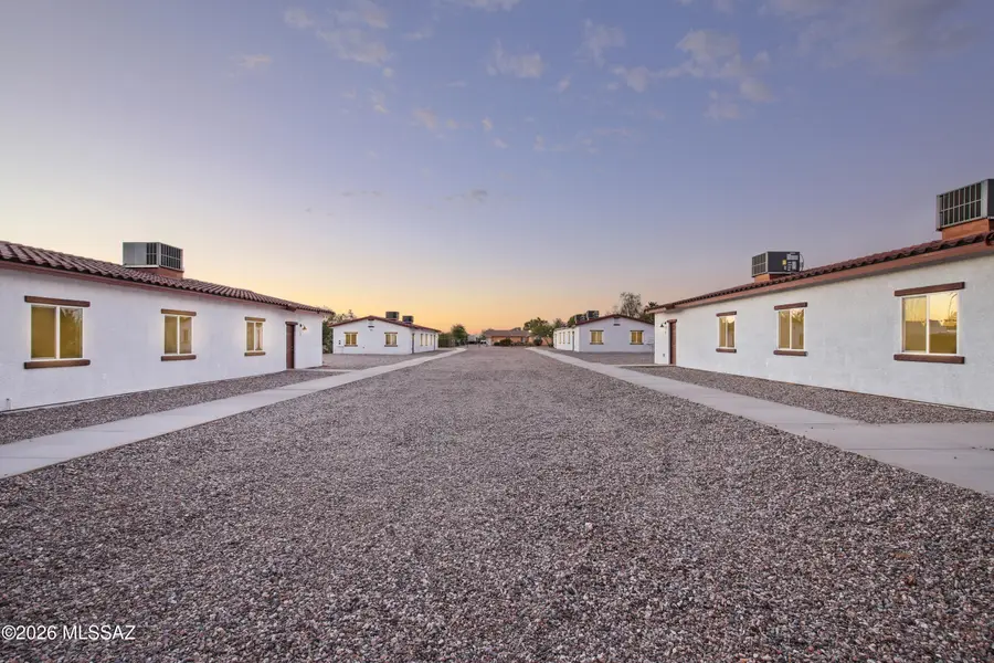 370 E Corona, Tucson, AZ 85756 - #2