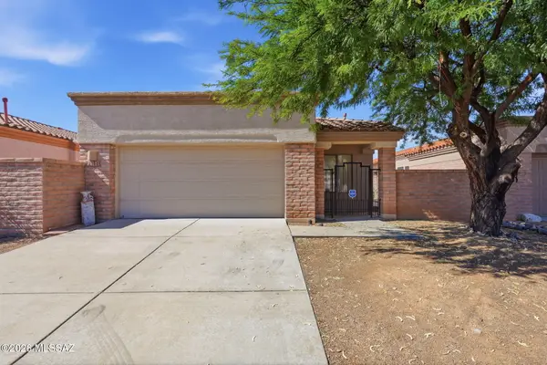 2001 W Amblemorn, Green Valley, AZ 85622