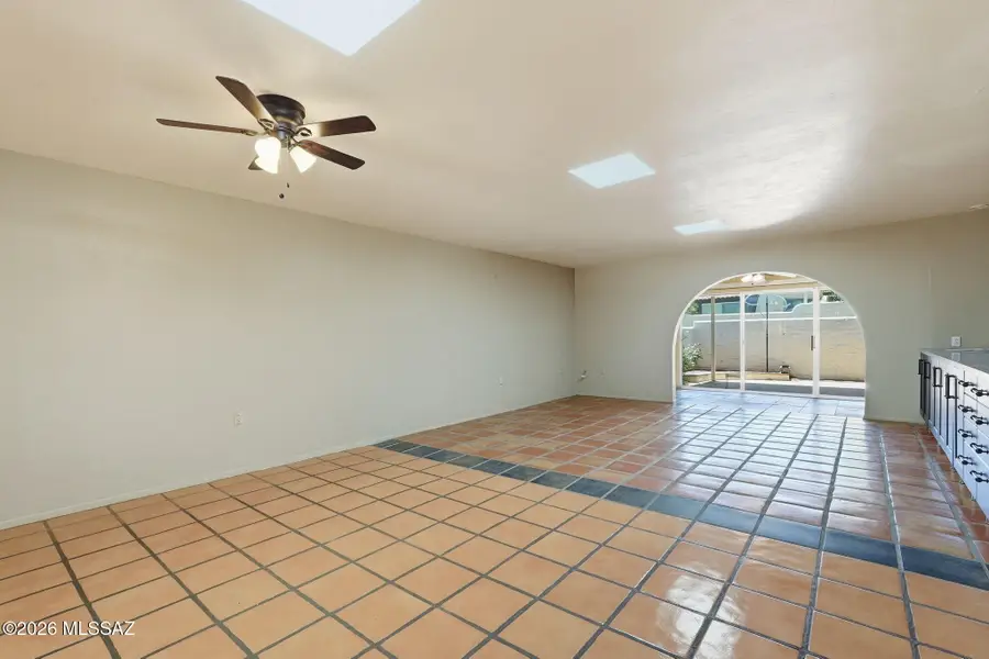 783 W Placita Nueva, Green Valley, AZ 85614 - #3