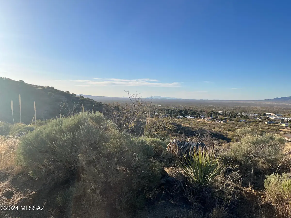 W Neal, Oracle, AZ 85623 - #1