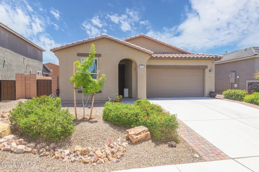 7771 S Wolf Creek, Tucson, AZ 85757 - #3