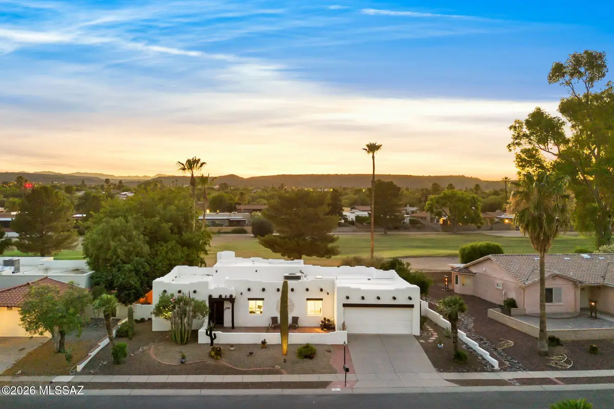 164 E Paseo De Golf, Green Valley, AZ 85614 - #1